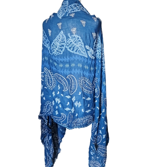 💜3/$20 ZARA scarf - Picture 2 of 5